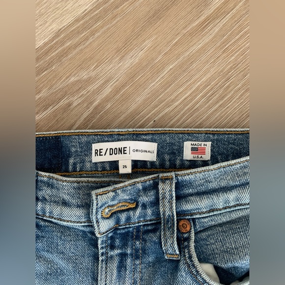 RE/DONE Originals , mid rise kick flare stretch Jean. - Picture 2 of 3